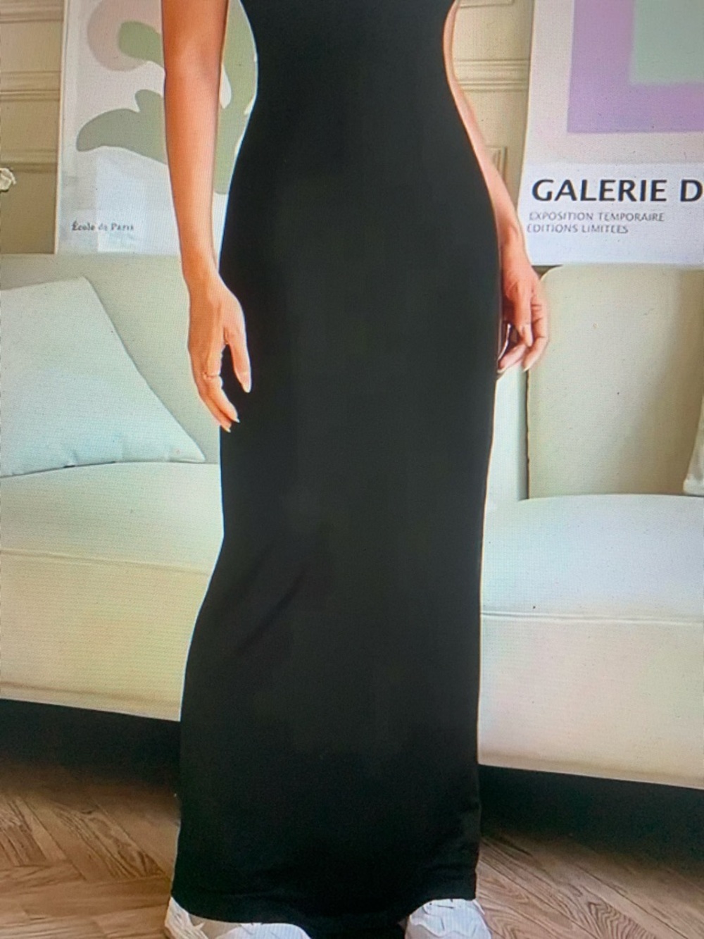 Elegant Black Short-Sleeve Maxi Dress - Picture 2 of 5